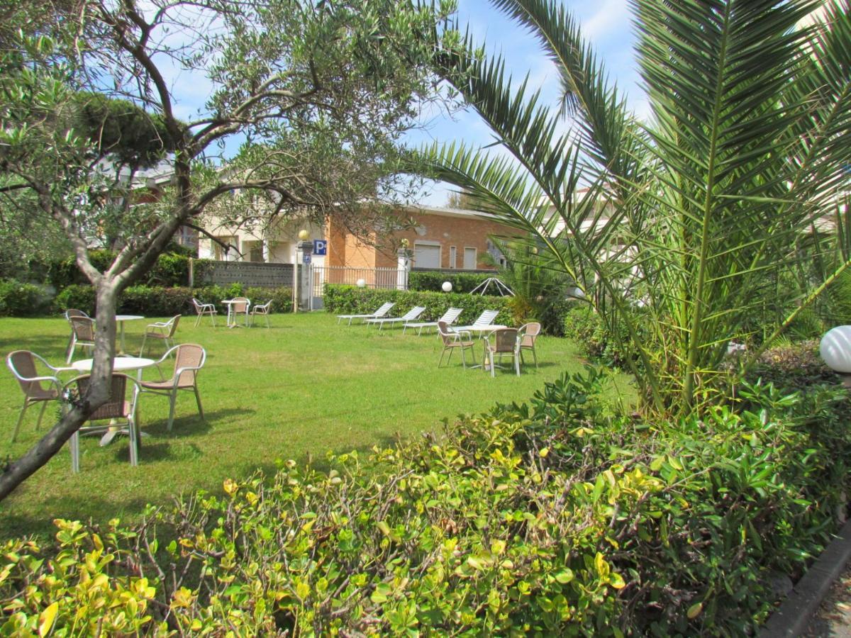 Hotel Villa Colombo Lido di Camaiore Exterior foto