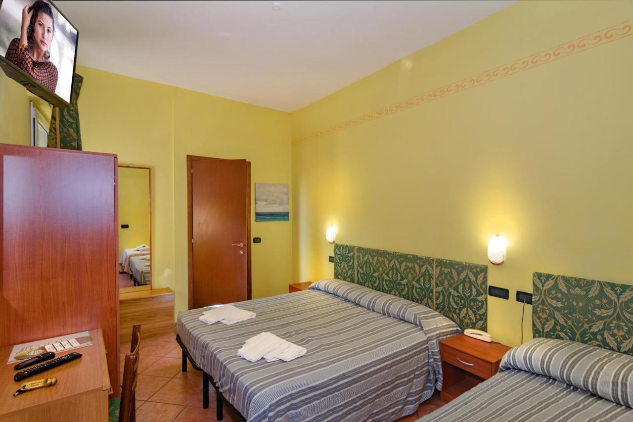 Hotel Villa Colombo Lido di Camaiore Exterior foto